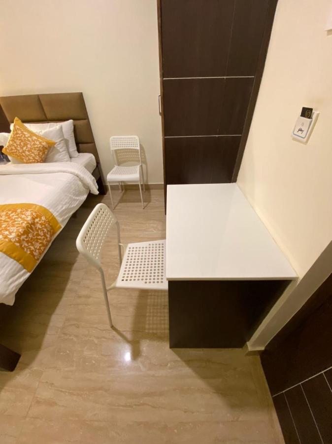 Le Shiv Executive Suite Theni Eksteriør billede