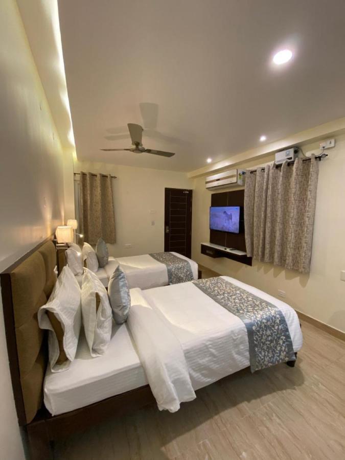 Le Shiv Executive Suite Theni Eksteriør billede